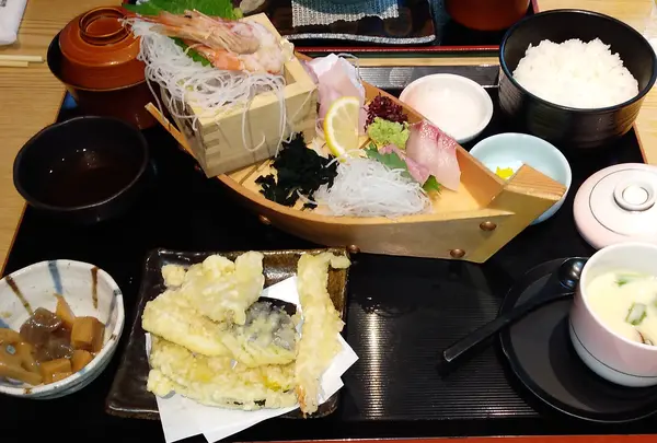 青島海鮮料理 魚益の写真・動画_image_409141
